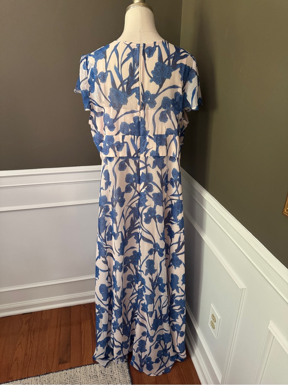 Hutch Floral Print Maxi dress. Size 18W. New without tags. - Picture 4 of 4